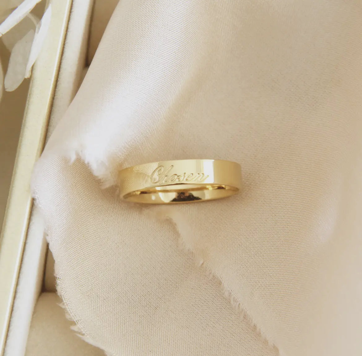 18K Gold Plated Script Band Ring - Chosen